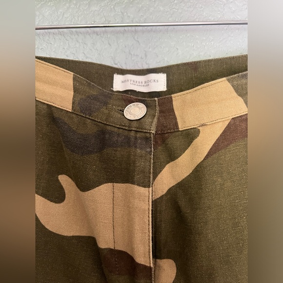 Mistress Rocks 'LIVESTRONG' Camo Combat Joggers XS - Picture 5 of 8